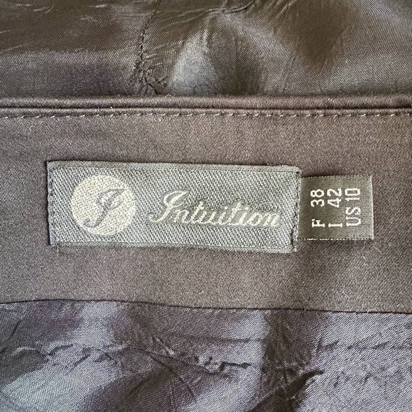 Intuition Black Ruffled Blazer Skirt Suit Belted Rhinestone Trim Size 10 - Picture 7 of 7